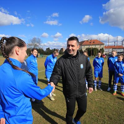 Nenad Bjelica u posjetu ŽNK Osijek